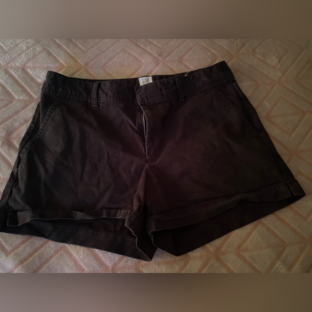 GAP black size 4 shorts